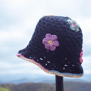 HANDMADE CROCHET HAT